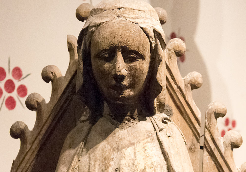 Tronende Madonna fra Björke kirke, nå i Gotlands Museum