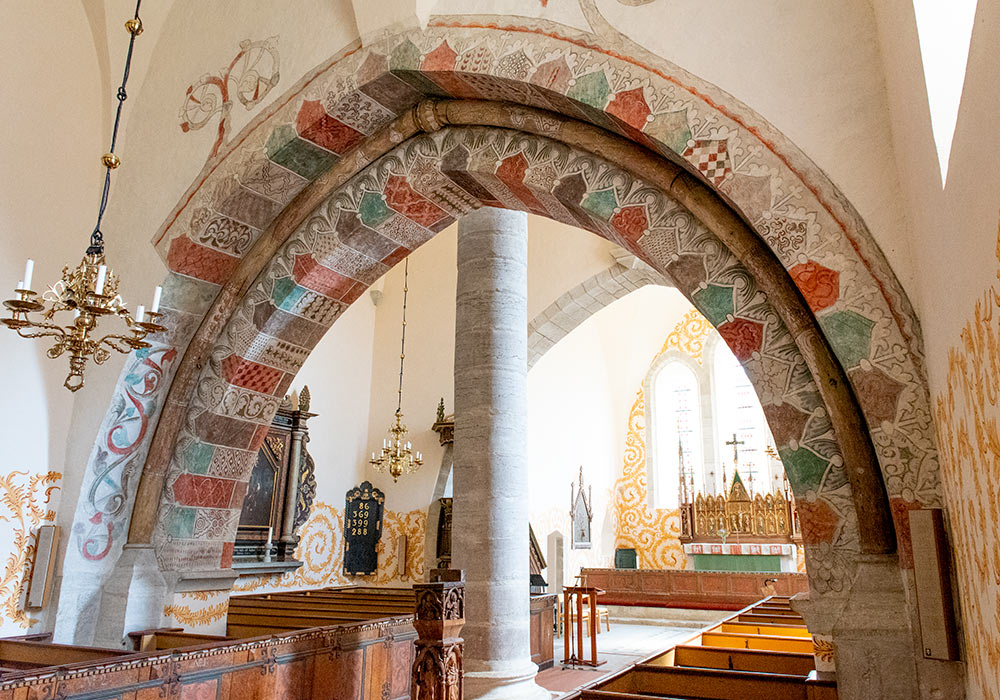 Korbue Vallstena kirke, Gotland