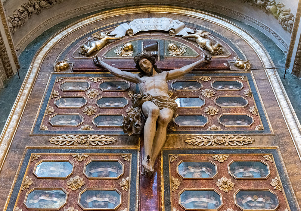 Krusifiks med relikvier i kirken Santa Maria della pietà i Palermo